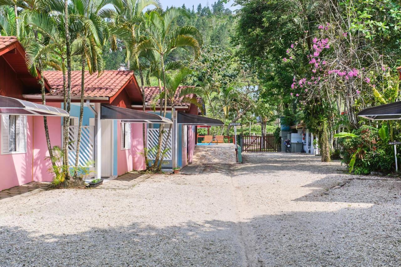 Pousada Sanremo Inn Ubatuba Exterior photo